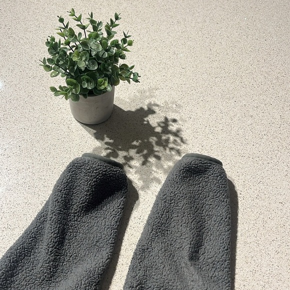 Tna Sz XXS The Teddy Zip-Up from Aritzia in Sage Green - Picture 11 of 15